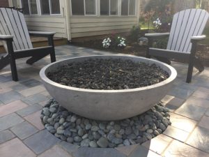 Gas Firebowl with 2 chairs